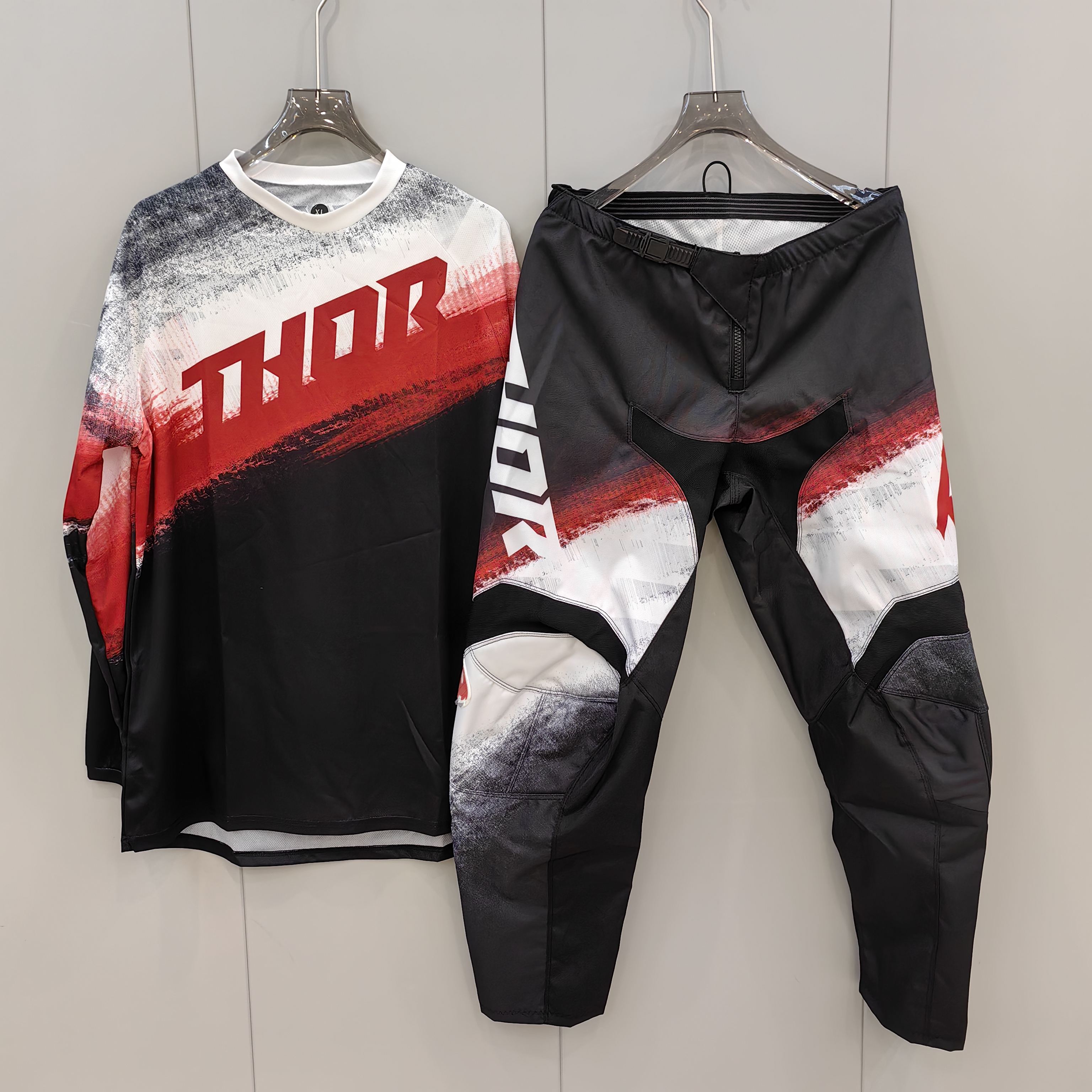 2026 Launchmode Futura Black / - Gear Set Motorcycle avis et prix